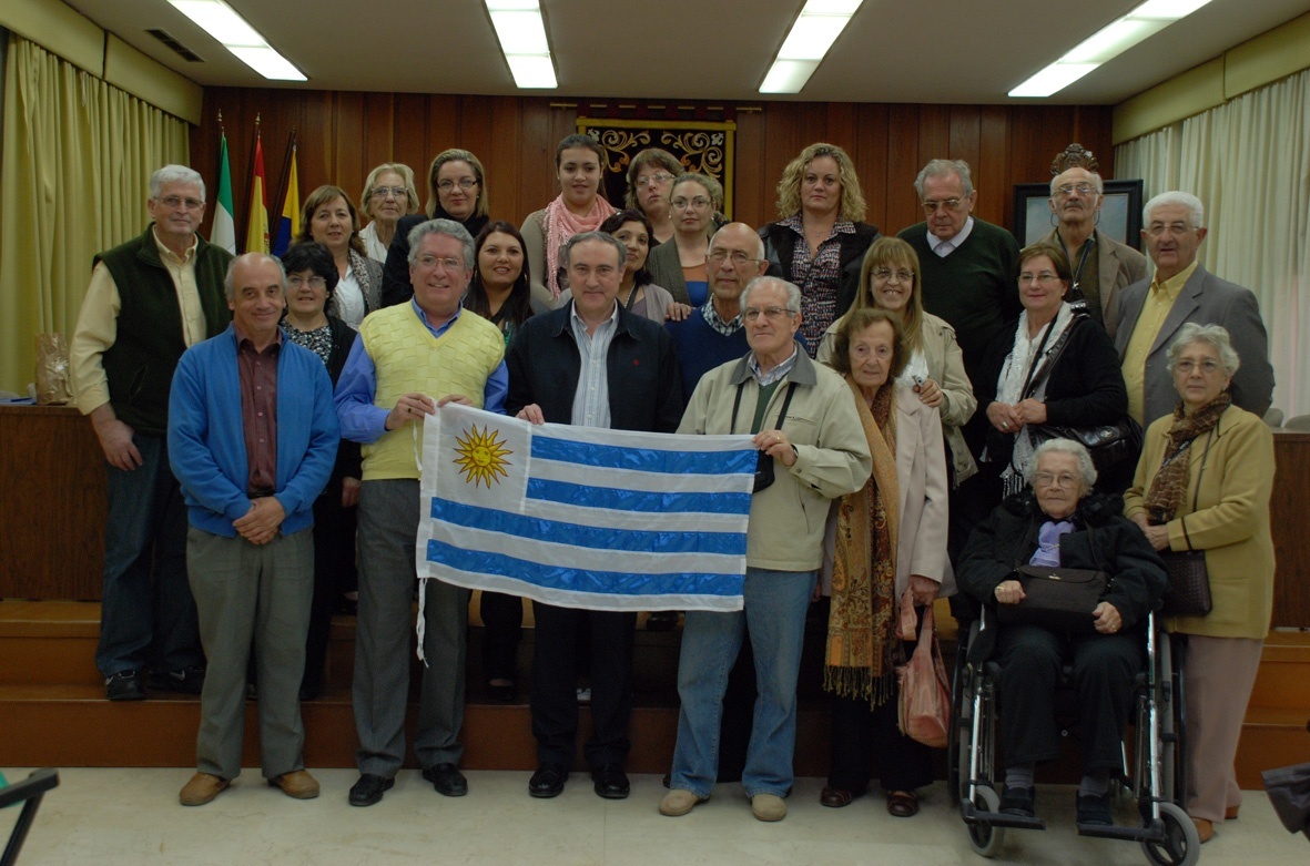 El Alcalde recibe a la Embajada Cultural "Soriano al Mundo" 1