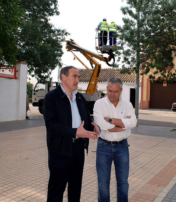 Ayuntamiento y Grupo de Desarrollo Rural invierten 30.000 euros en mejorar la eficiencia energética  de tres zonas de la localidad