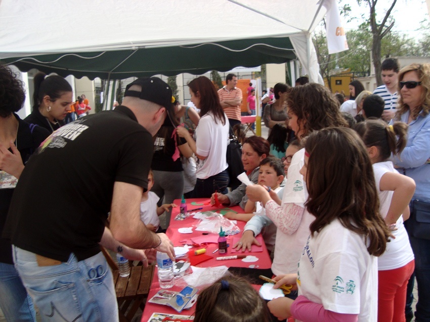 Multitud de actividades y participantes en la Fiesta de la Primavera