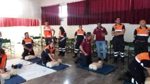 Los Voluntarios de Protección Civil de Palma del Río se forman para actuar en casos de parada cardiorespiratoria  1