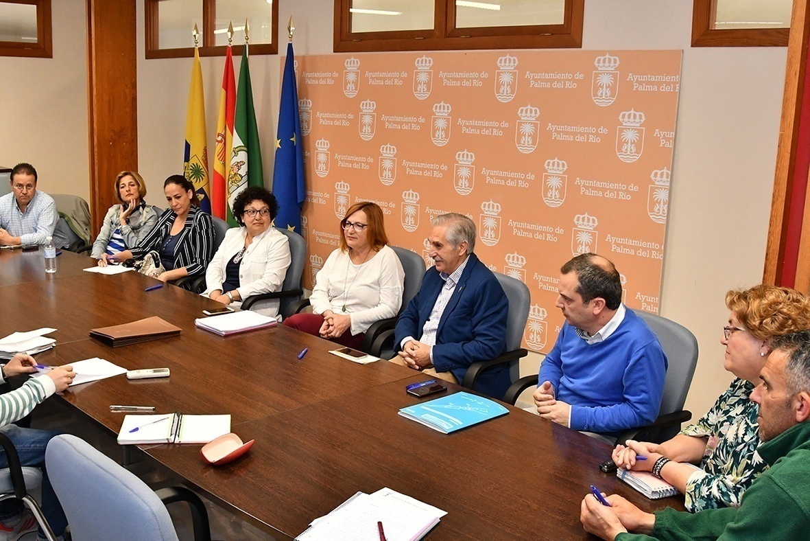 El Ayuntamiento renueva convenios en materia de educación por 37.000 euros con cinco centros y tres asociaciones de la localidad 1