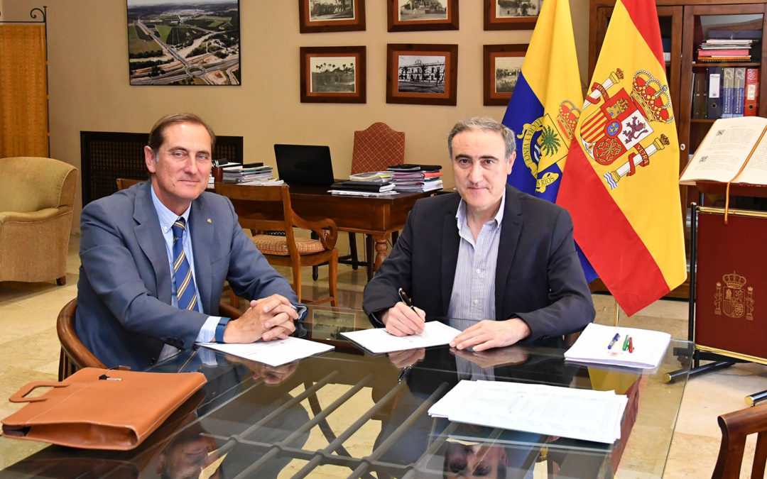 El Ayuntamiento suscribe un préstamo de 1,5 millones con Caja Rural Jaén para ejecutar inversiones en 2018