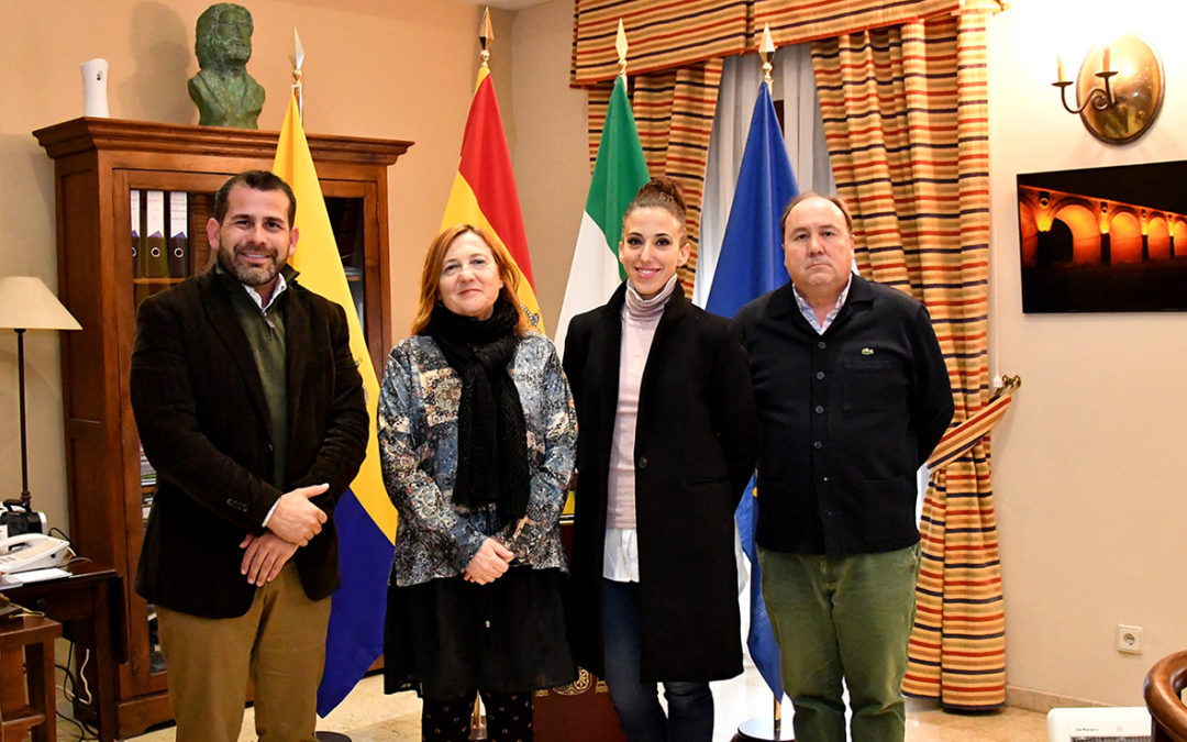 Responsable del Ayuntamiento de Ensenada visita Palma del Río